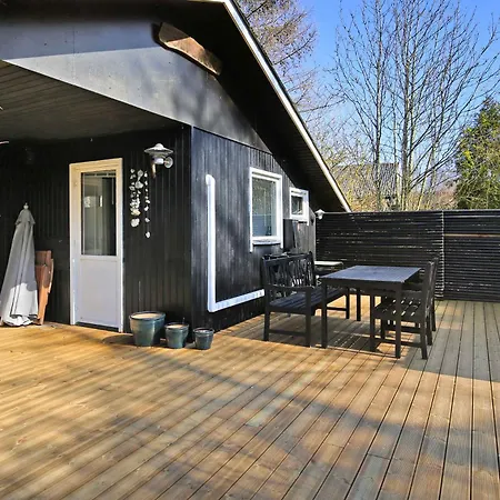 Charming At Sought-after Tisvilde *