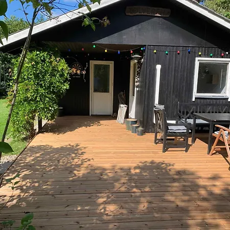 Charming At Sought-after Tisvilde * Vejby